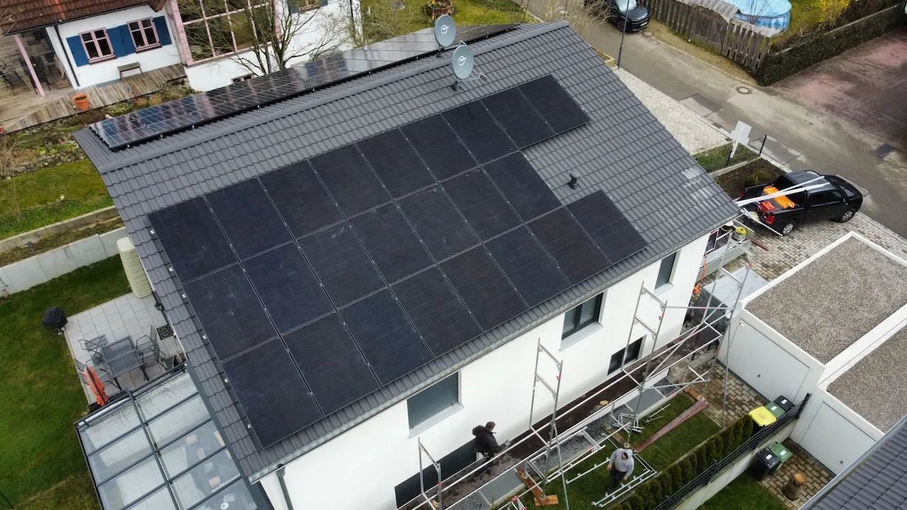 Solion UG - DC Solar