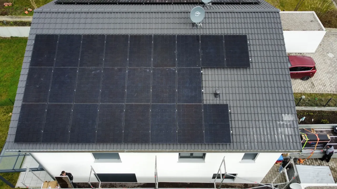 Solion UG - DC Solar