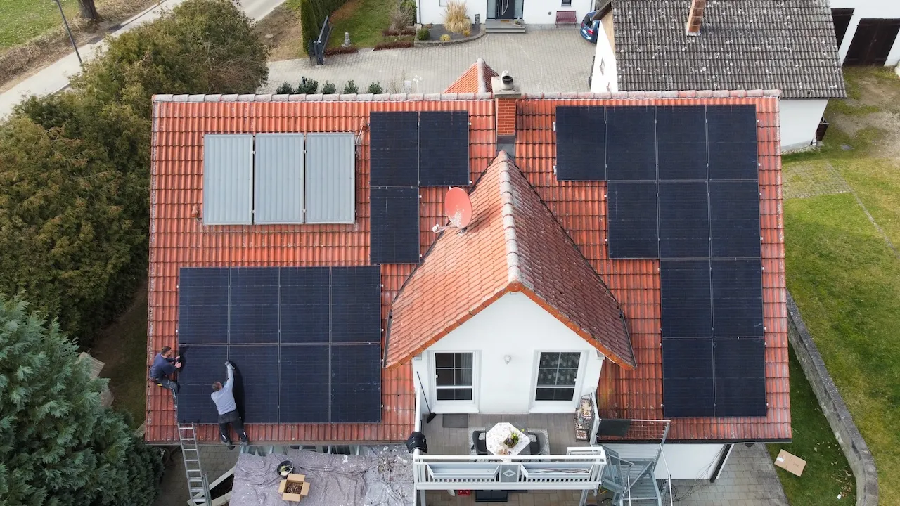 Solion UG - DC Solar