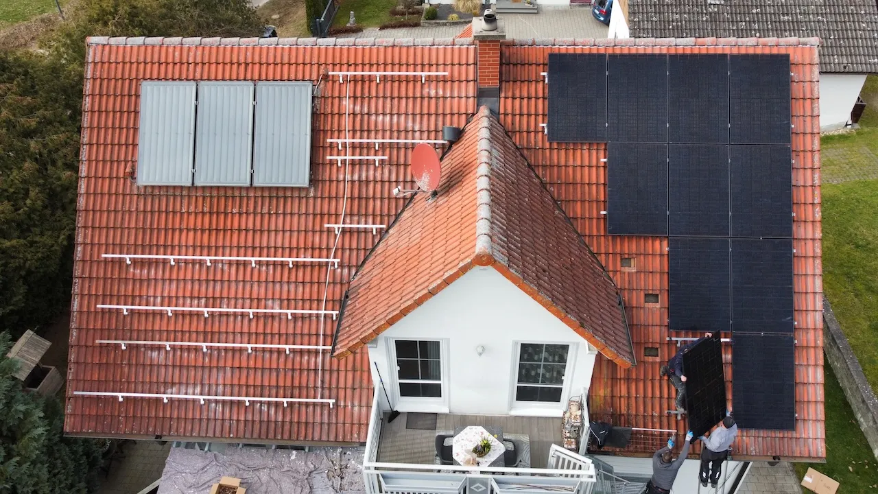 Solion UG - DC Solar