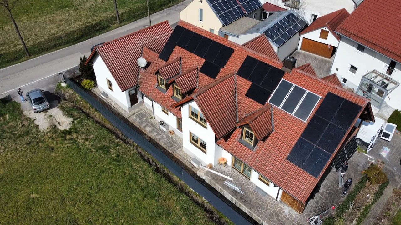 Solion UG - DC Solar