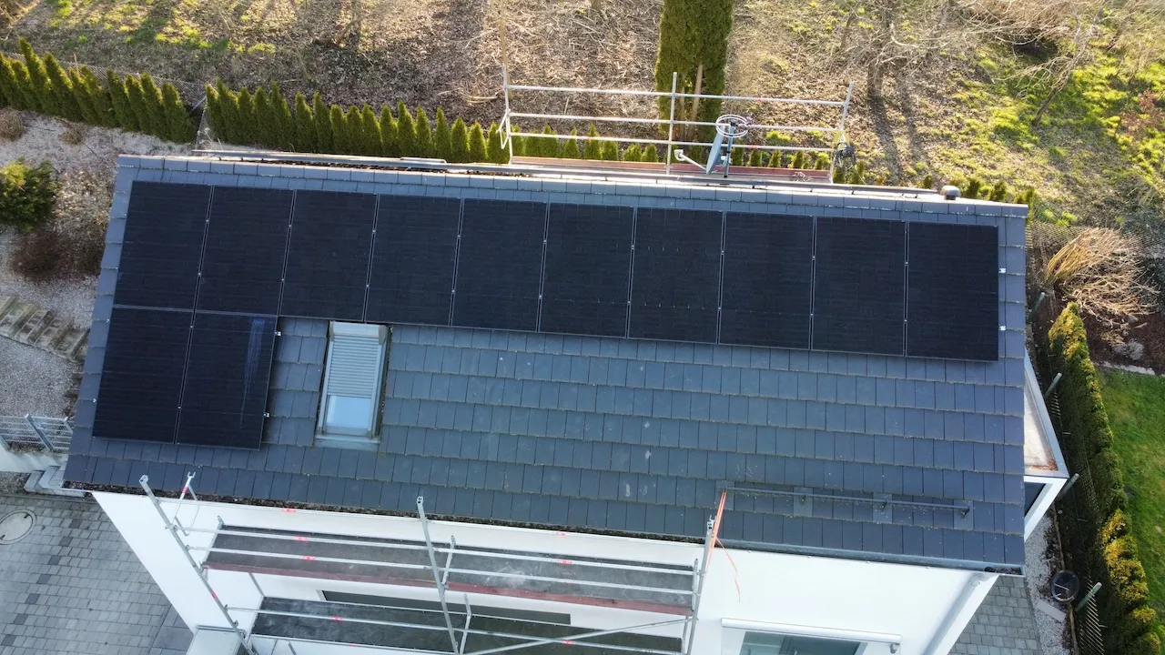 Solion UG - DC Solar