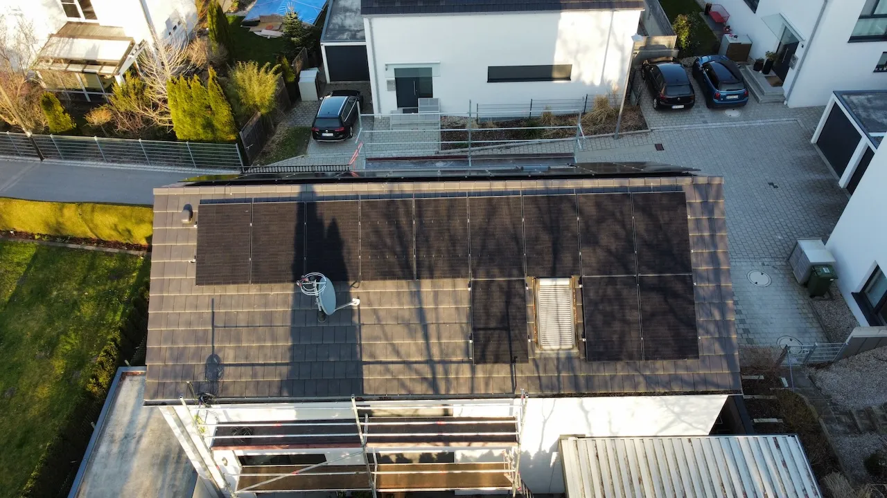 Solion UG - DC Solar