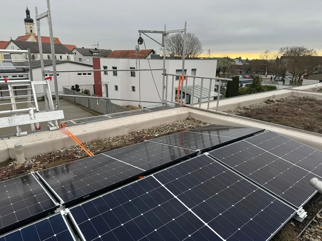 Solion UG - DC Solar