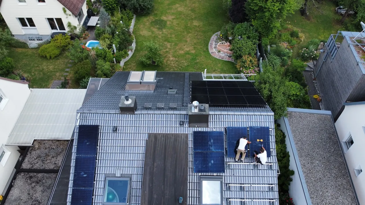 Solion UG - DC Solar