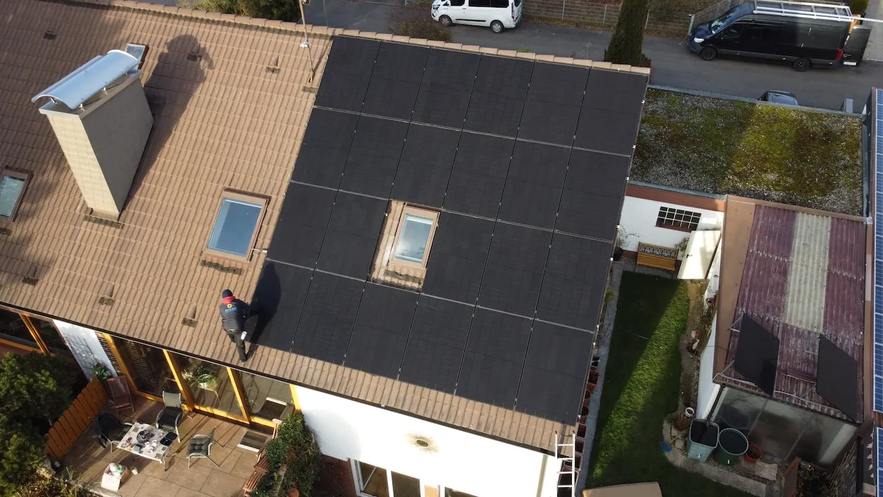 Solion UG - DC Solar